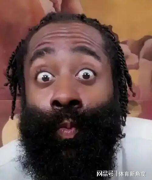 41+11！爽翻了，小卡的僚机